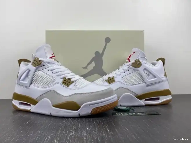Onekick x SB Jordan DR5415-120 Air Nike 4 0421